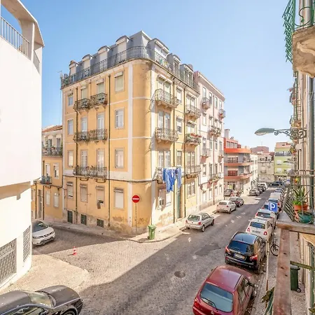 Guestready - Captain's 1e Near Alfama Лиссабон